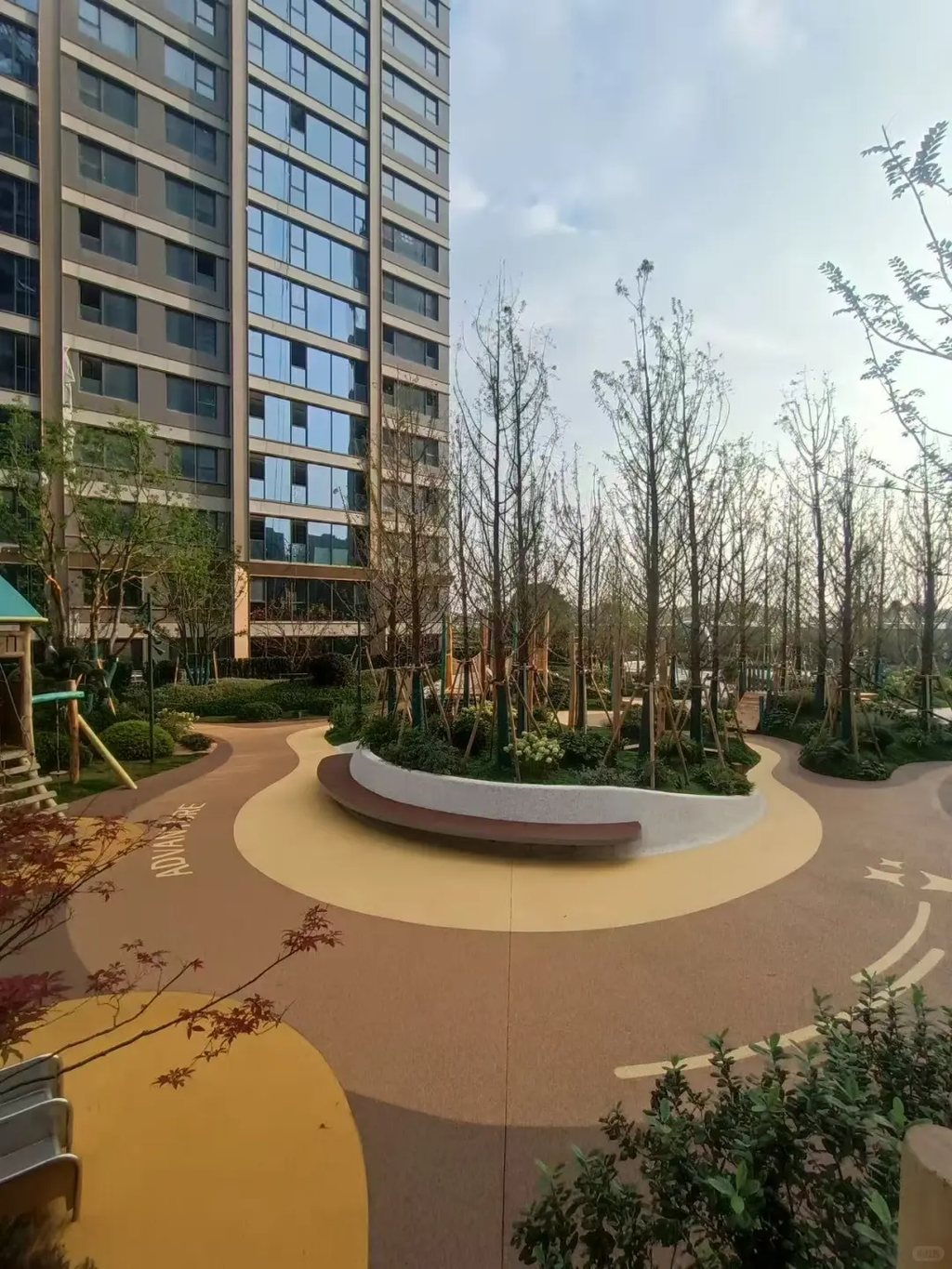 Brown Asphalt Color Coating | Pavement Recolor Paint for Residential Community Walkways