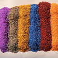 Árido cerámico coloreado para superficies antideslizantes de carreteras y pavimentos